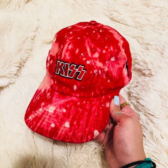 Urban Outfitters Accessories - Dad hat 🤙🏼😎🔥😍